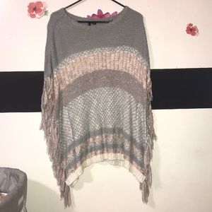 Pancho short sleeve sweater